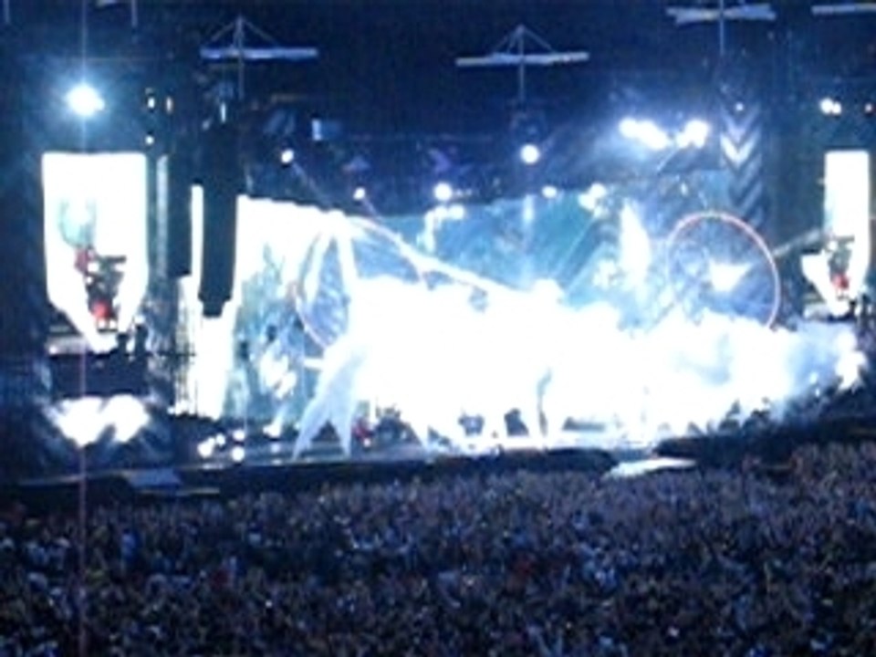 Muse - PDP -23-06-2007 - Butterflies and hurricanes 2