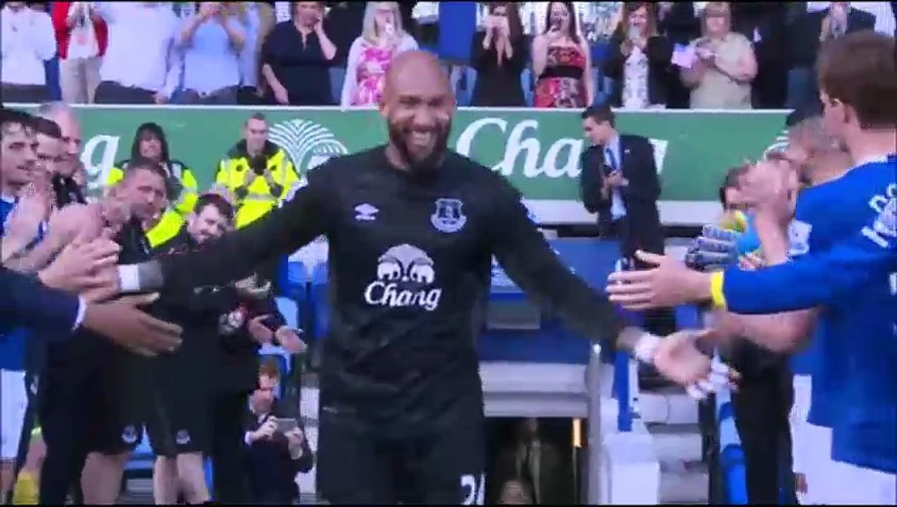Tim Howard Bids Emotional Farewell To Everton!