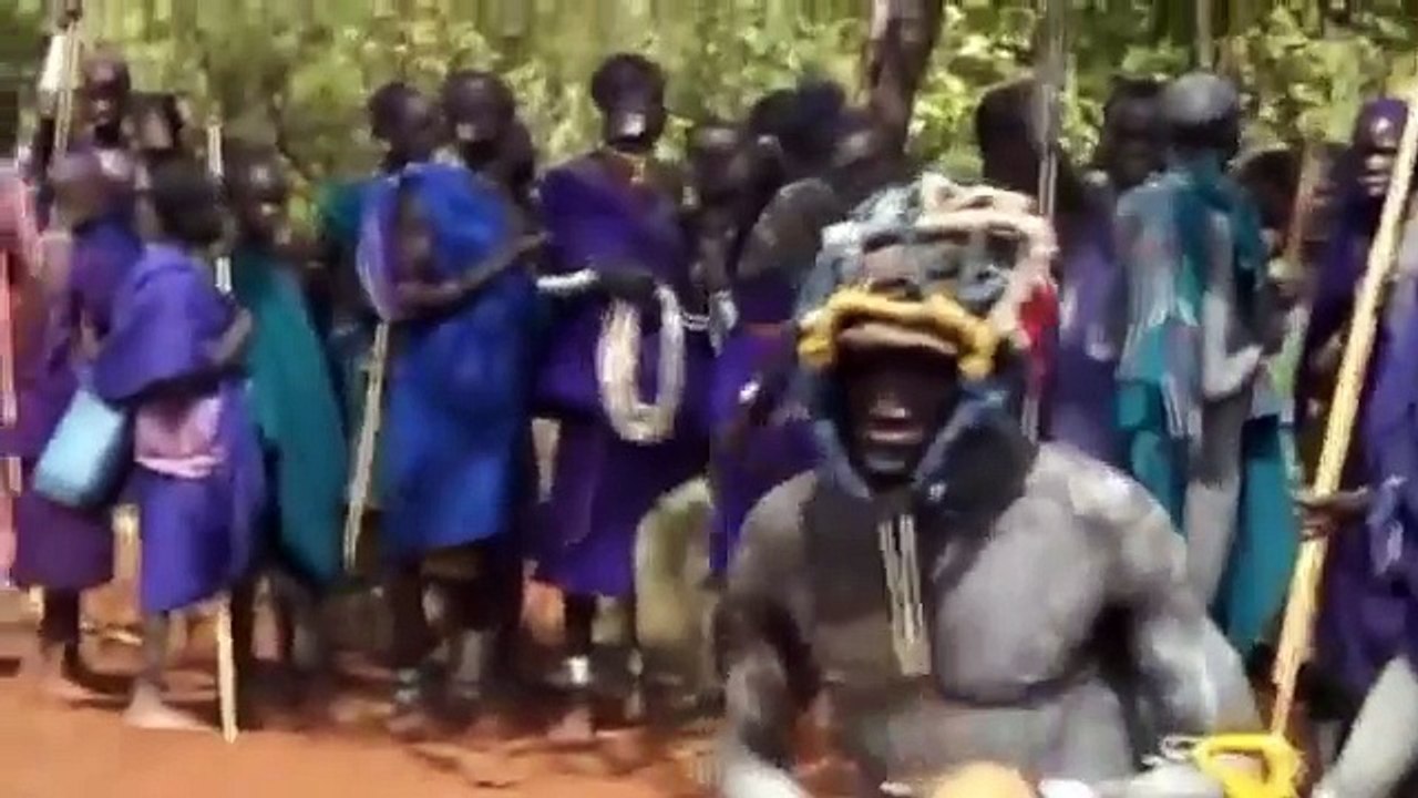 African culture and rituals   Mundari Dance from South Sudan
