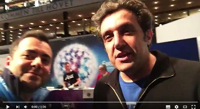 Flavio Insinna manda un saluto ai lettori di Eurofestival Italia dall'Eurovision Song Contest - 14/05/2016