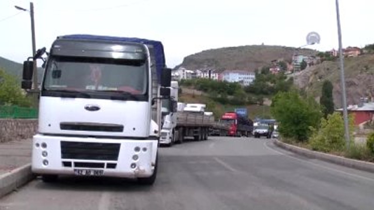 Tunceli-Pülümür ve Tunceli-Ovacık Karayollarında Geçişlere Kısıtlama