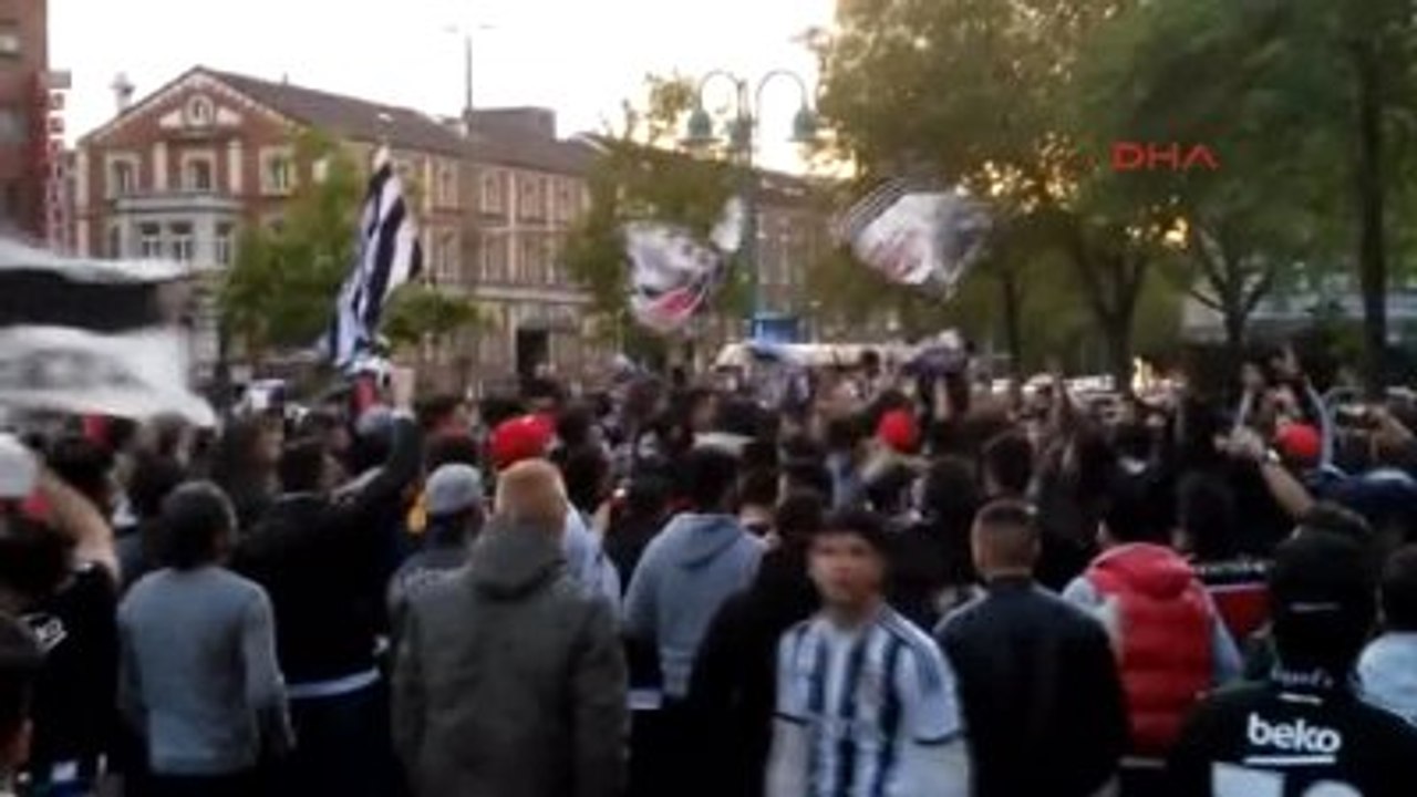 Duisburg'da Şampiyonluk Coşkusu