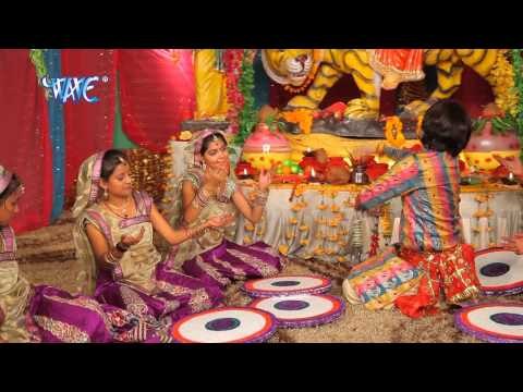 Aashirvad के सागर मईया | Aitu Ghare Ae Maiya | Rakesh Mishra | Bhojpuri Devi Geet Bhajan 2015