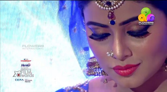 South Actress Shamna Kasim Dance on Flower TVIndian Awards 2016