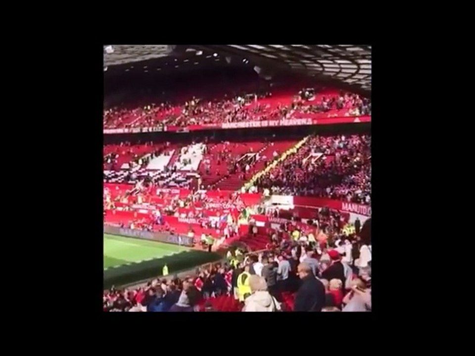 Bomb Found  Old Trafford - Controlled Explosion  Manchester United v AFC Bournemouth  15-05-2016 HD