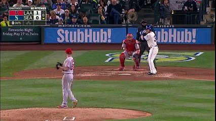 LAA@SEA- O'Malley lays down bunt, breaks up no hitter