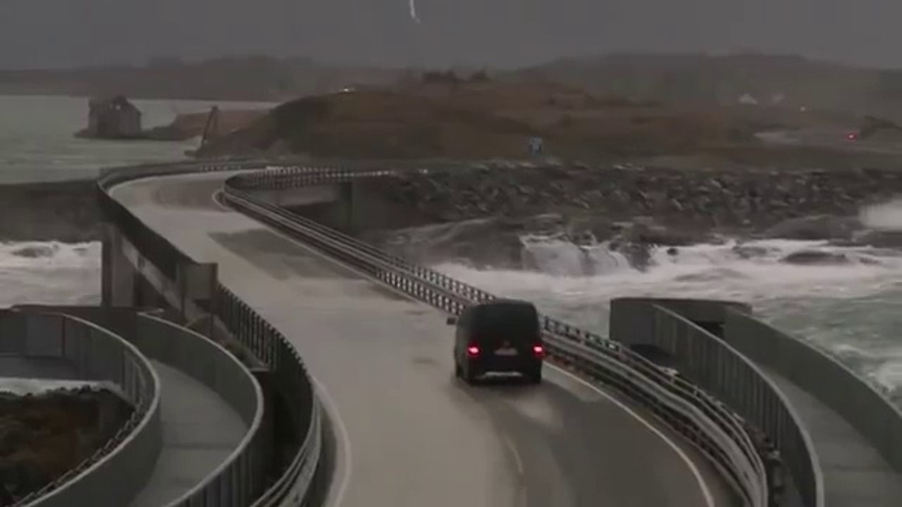 World's Most DANGEROUS Route Ever... !!! ( Full HD Collection )