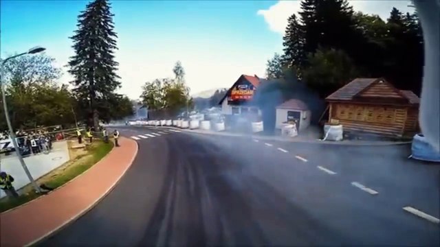 Drone Crash/Fail Compilation 2016 ▶ Quadcopter CHEETAH ATTACK and extreme falls!