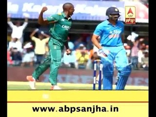 Dhoni smashes 92* to equal Kohli's record