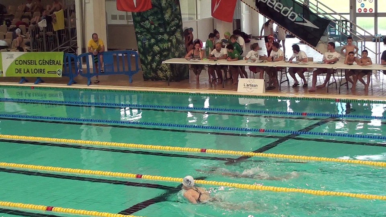Rébecca Gensane remporte le 100 B de Saint-Etienne (mai 2016), 1 29 14