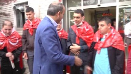 Özel' Asker Adayları Kınaları Yakılıp Kışla Yolunu Tuttu