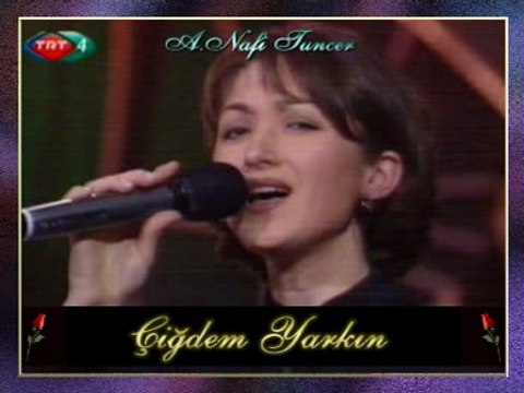 Çiğdem YARKIN - Çiçek Nedir Görmeden Bozkırlara Dalmışsan