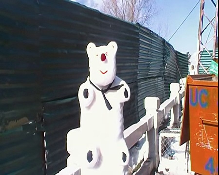 Ice bear making girl murree  2016 1