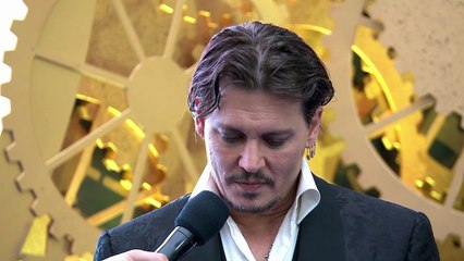 Alice Through the Looking Glass - Johnny Depp 'The Mad Hatter' Movie Premiere Interview