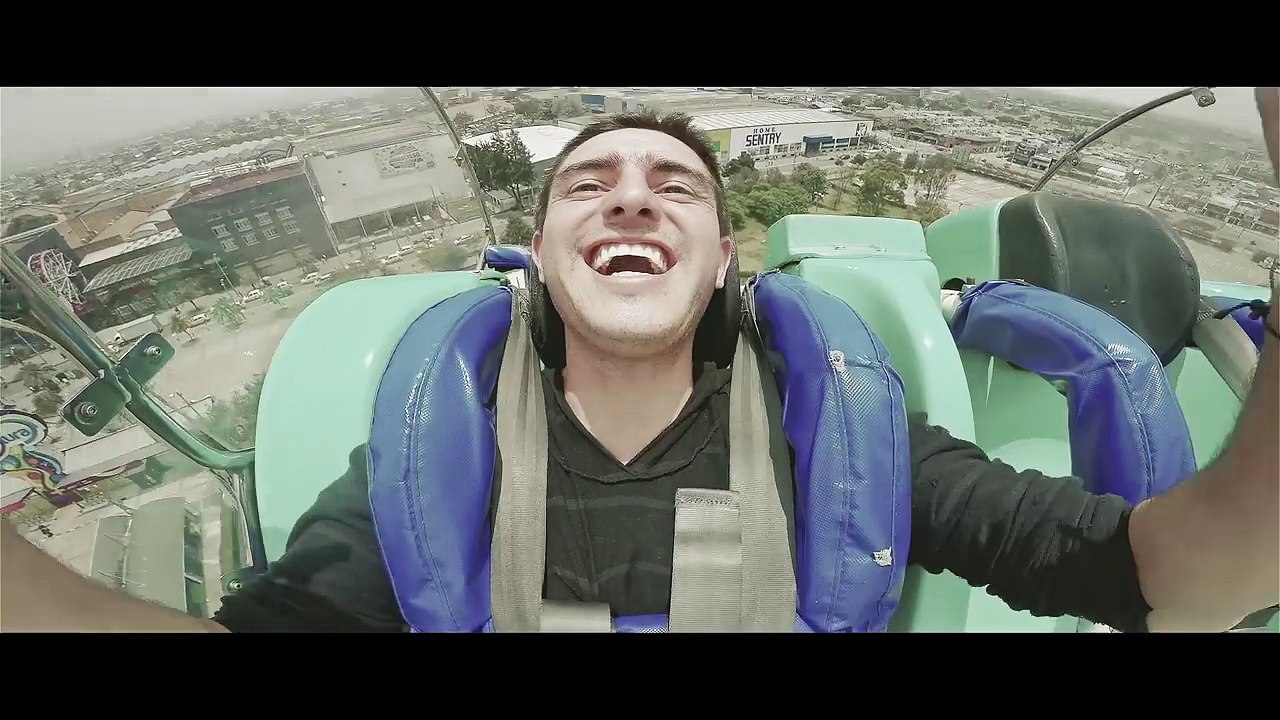 Un parc d’attractions vous propose votre cri en souvenir