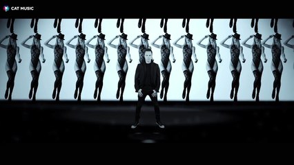 Markus Schulz feat. Ethan Thompson - Love Me Like You Never Did (Official Video)