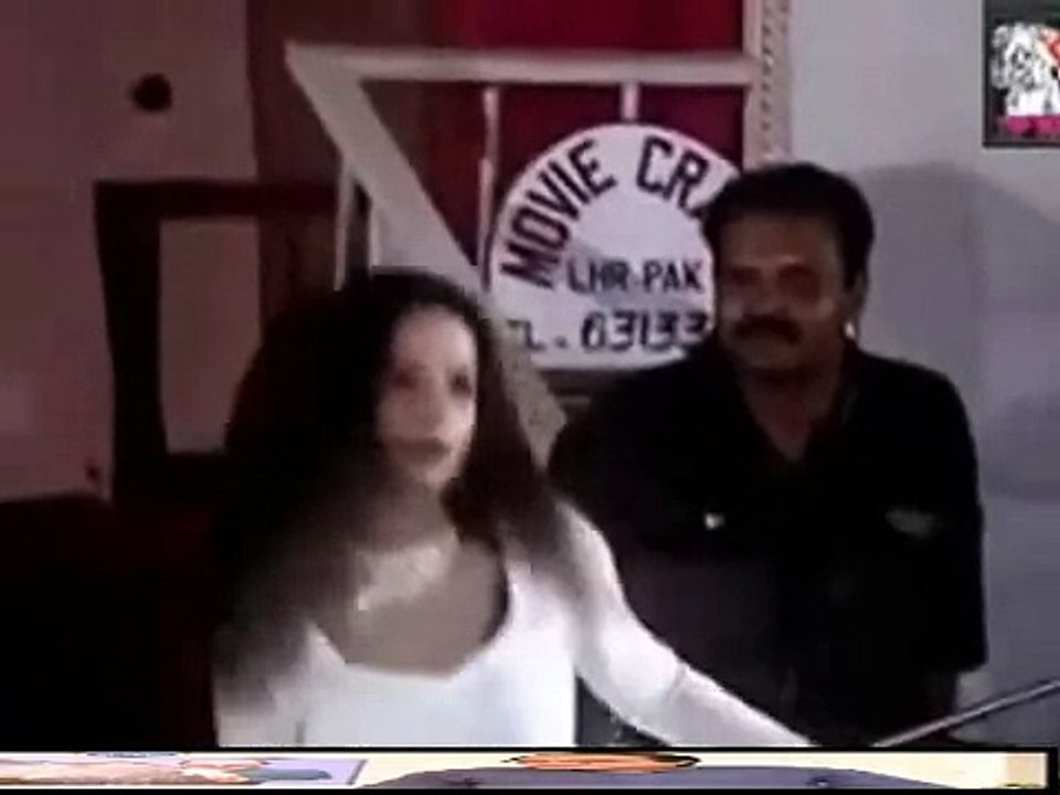 Pakistani Stage Dance Nida Main Tere Ghare Di Machii    28 February 2016