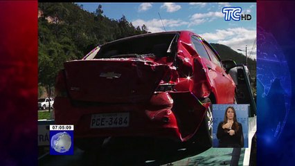 Choque múltiple en avenida de Quito