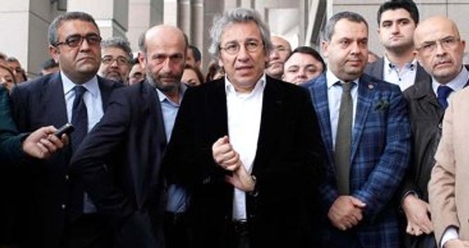 Dündar ve Gül'ü Mahkum Eden Mahkemeden Aym'ye Yetkini Aştın Göndermesi