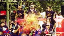 Gerard Piqué fue el ‘showman’ de la rúa del Barça  besos, cervezas y imitación de Cristiano Ronaldo