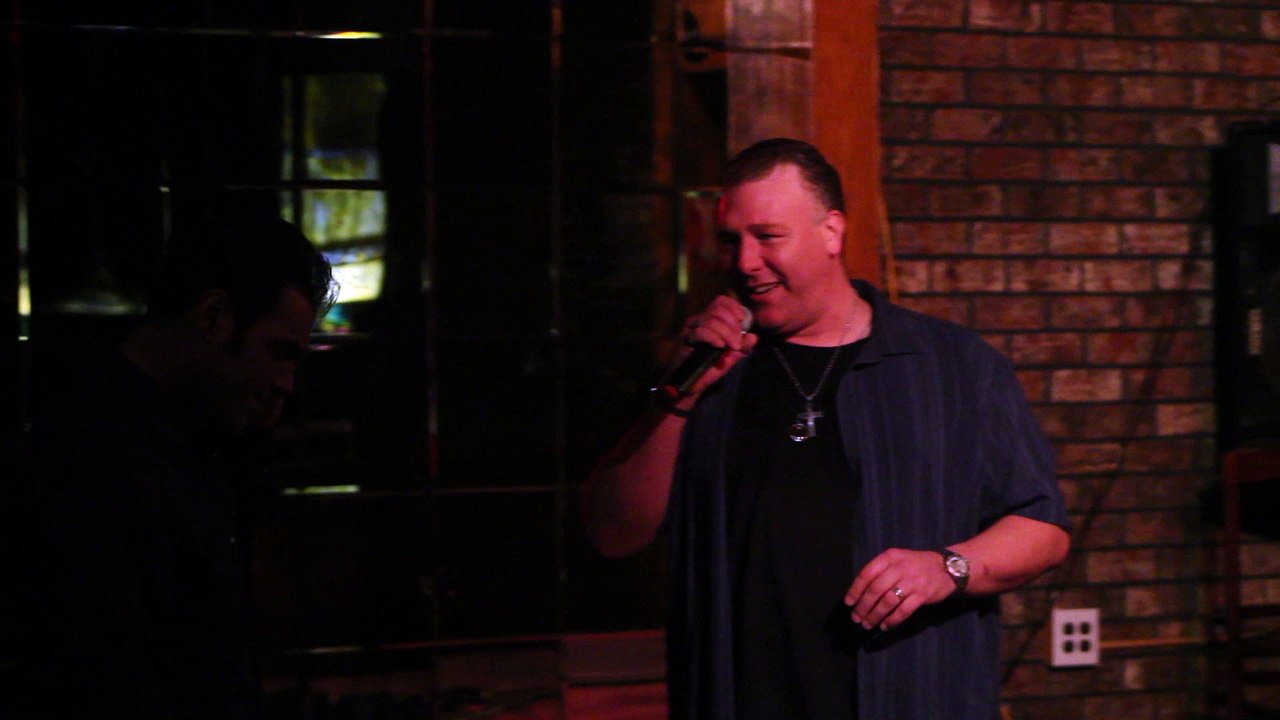 Franz Goovaerts & Scott Michael sing 'Elvis medley' Memphis 2015