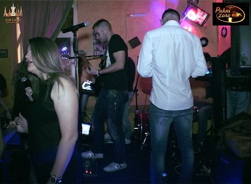 Grupa Kenta - Pristajem na sve,Kada bi me pitali - live - Pukni zoro