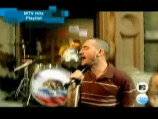 Red Hot Chili Peppers - Hump De Bump
