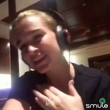 Ксения Бородина покорила своим живым пением (16.05.2016)