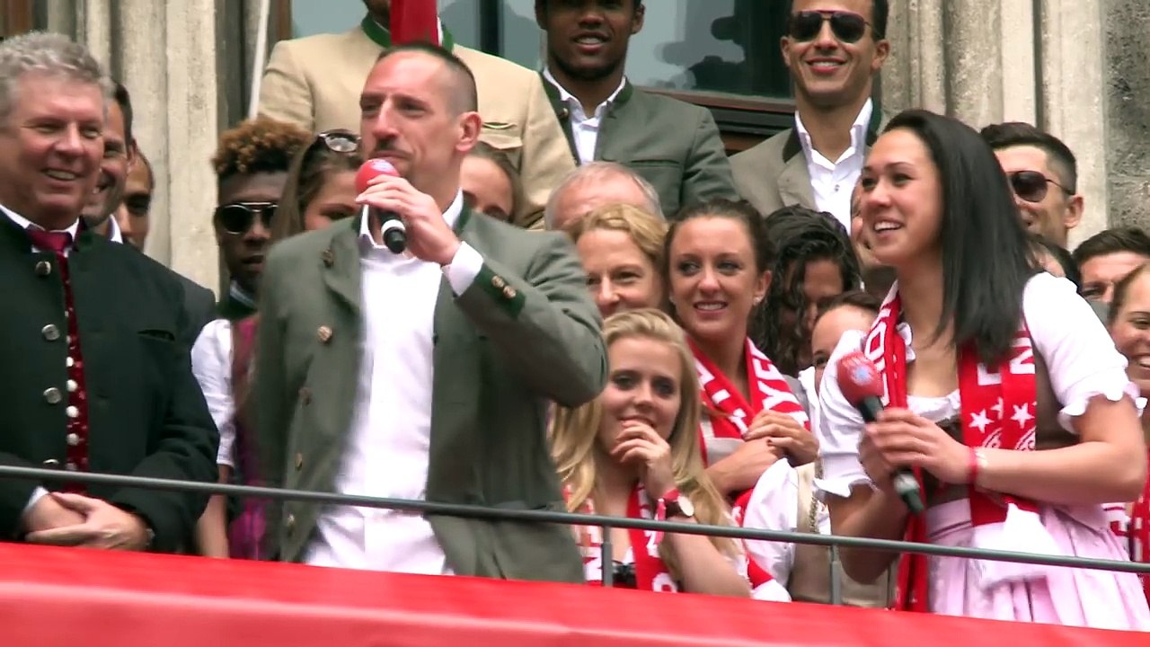 Moment gênant : quand Ribéry chante "Champs Elysées"