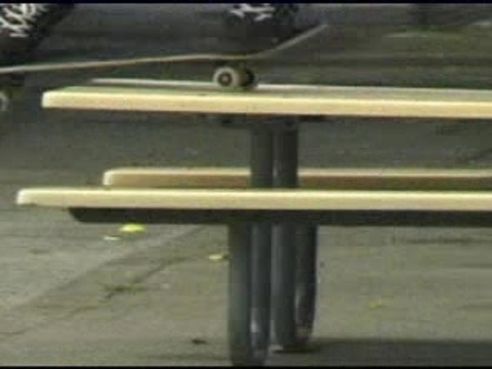 Rodney Mullen - Skate (1)