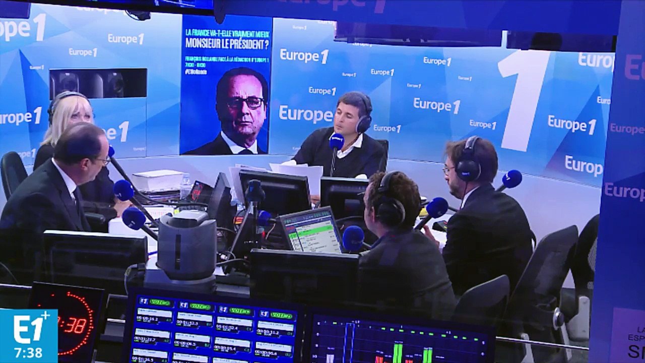 François Hollande : "Les impôts vont continuer à baisser"