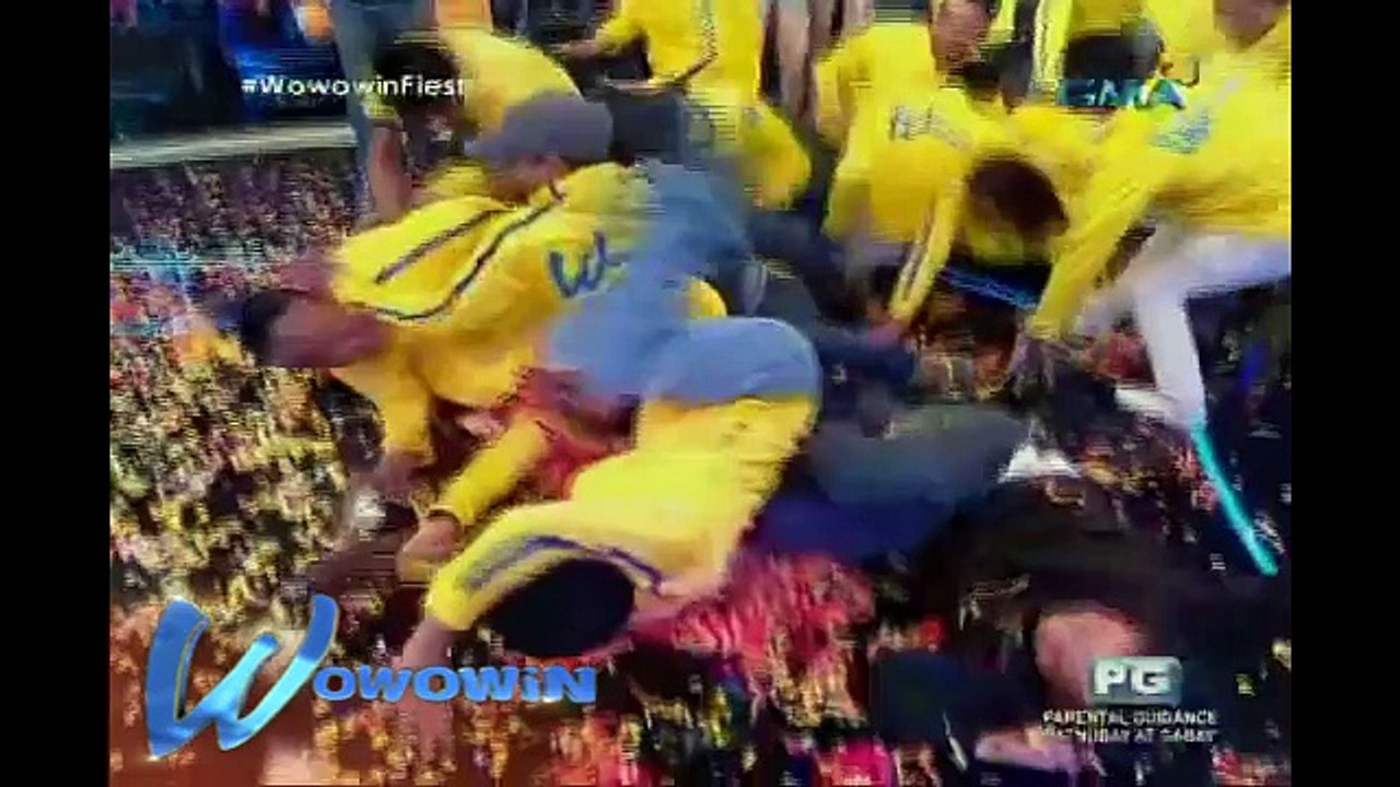 Wowowin: Willie Revillame, nagbigay papremyo sa staff