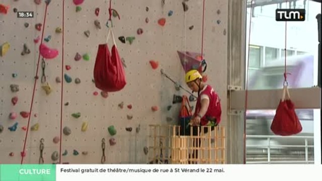 Record: une tour de 18 mètres en Kapla