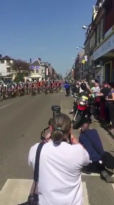 Cyclisme, Tour de Picardie : les images du sprint intermédiaire à Grandvilliers