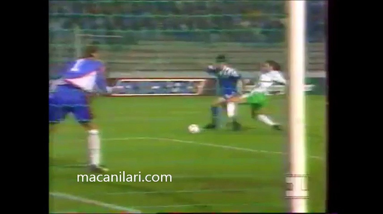 24.11.1993 - 1993-1994 UEFA Champions League Group B Matchday 1 FC Porto 3-2 SV Werder Bremen