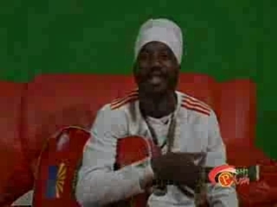 Sizzla - Be Strong (Acoustic)