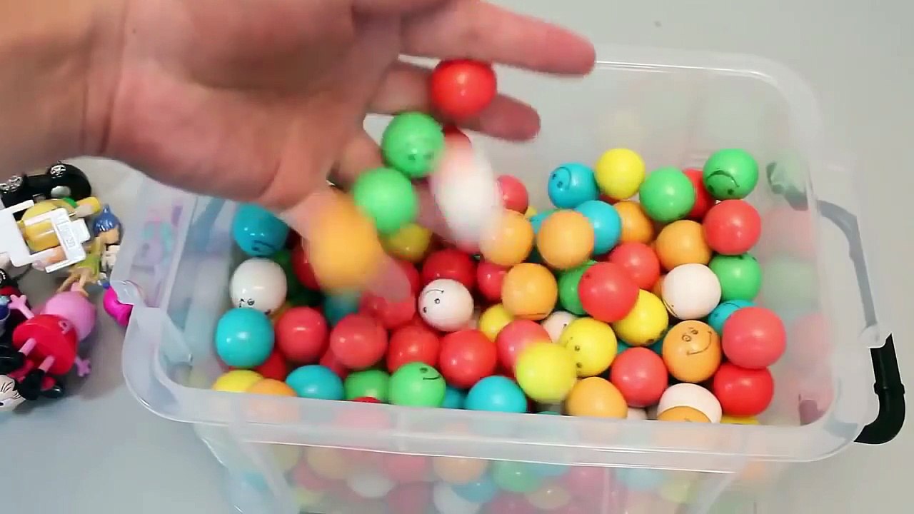 Wheels on the bus|Surprise Eggs Candy Colors Ball Disney Cars, Inside Out, Thomas and frie