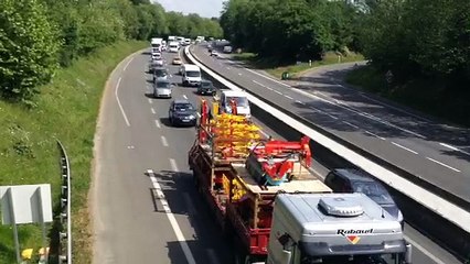 Loi Travail: opération escargot en cours en Charente