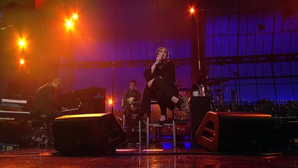 Adele - Hometown Glory (Live on Letterman)