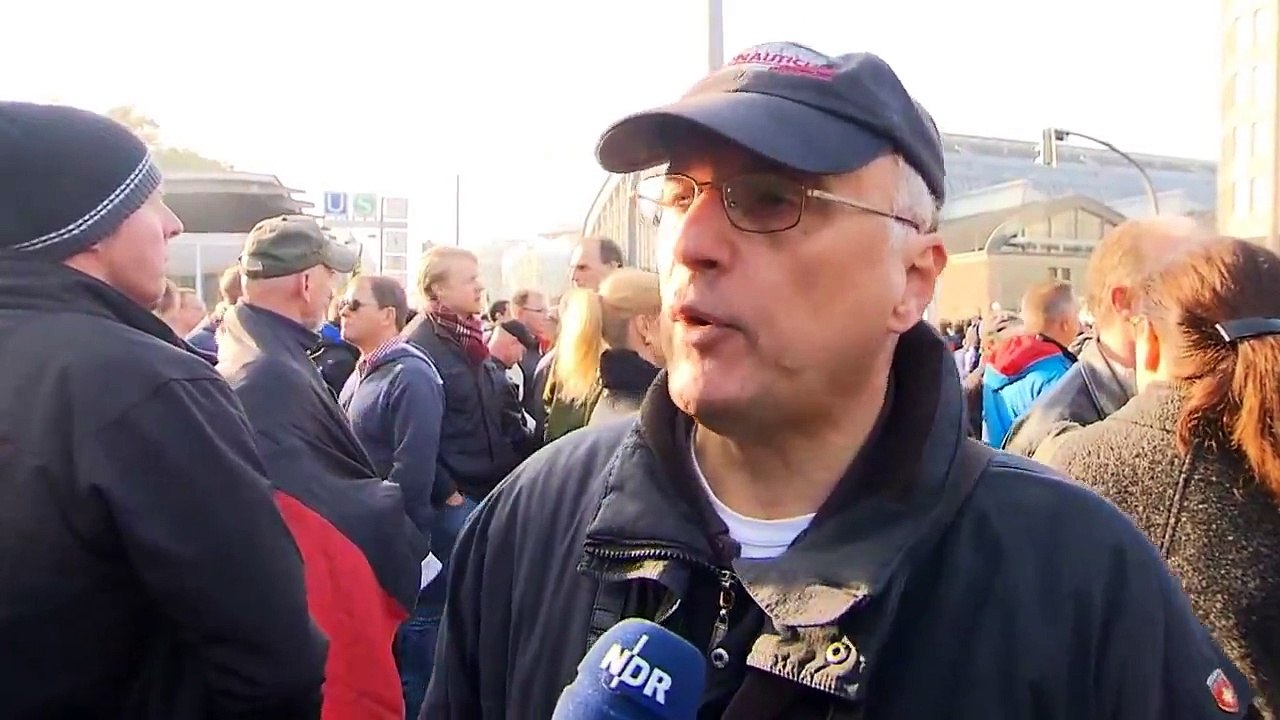 Mann nimmt die Mainstream Medien ordentlich auseinander!