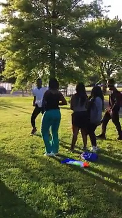 Homie Beats Up Two Girls With a Super Soaker-By Funny & Amazing Videos Follow US!!!!!!!!