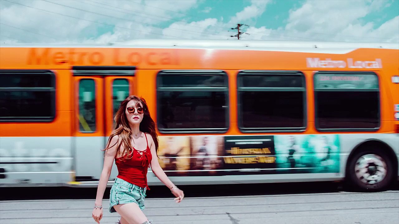 TIFFANY - I Just Wanna Dance