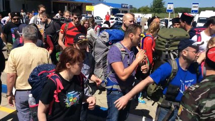 Rus muhalif Navalnıy, saldırıya uğradı