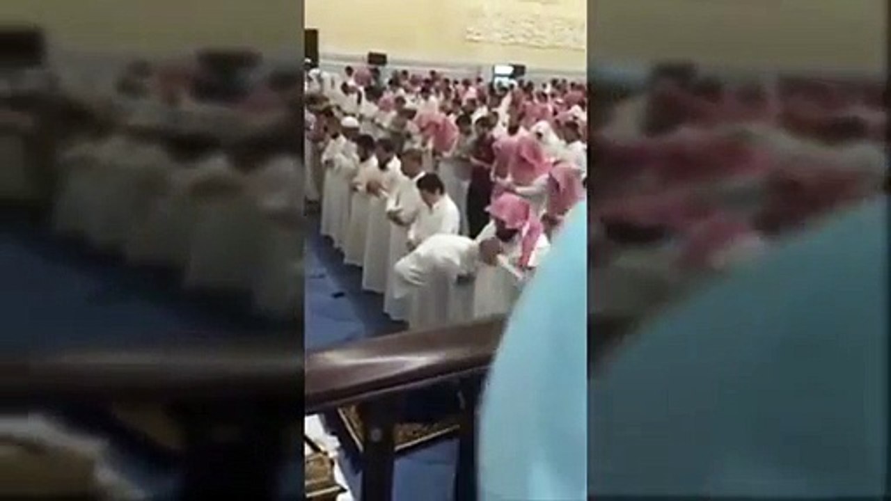 Possessed man in Masjid Nabwi