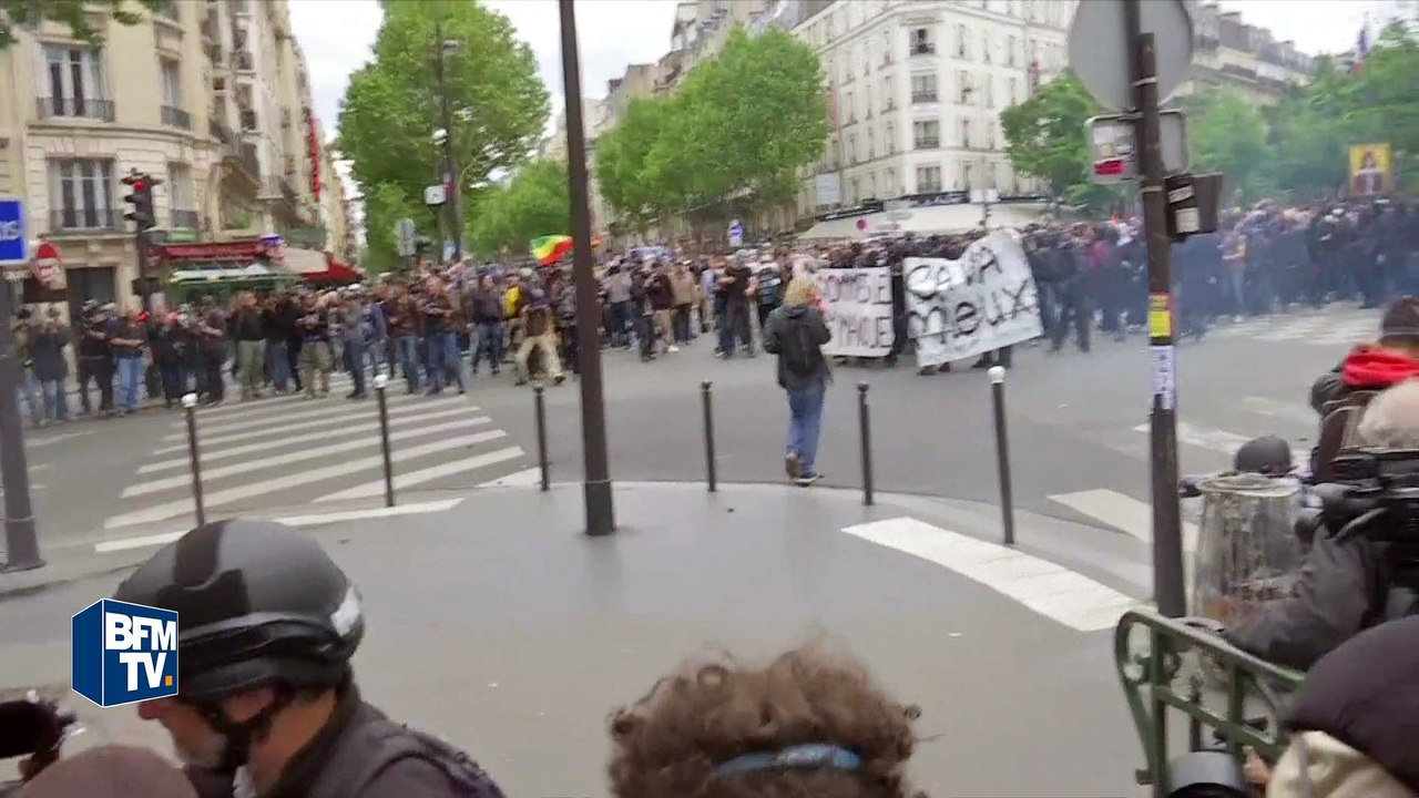 Manifestation contre la loi Travail: premiers heurts dans le cortège parisien