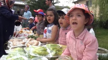 Van Anaokulu Öğrencileri Pazarcı Oldu