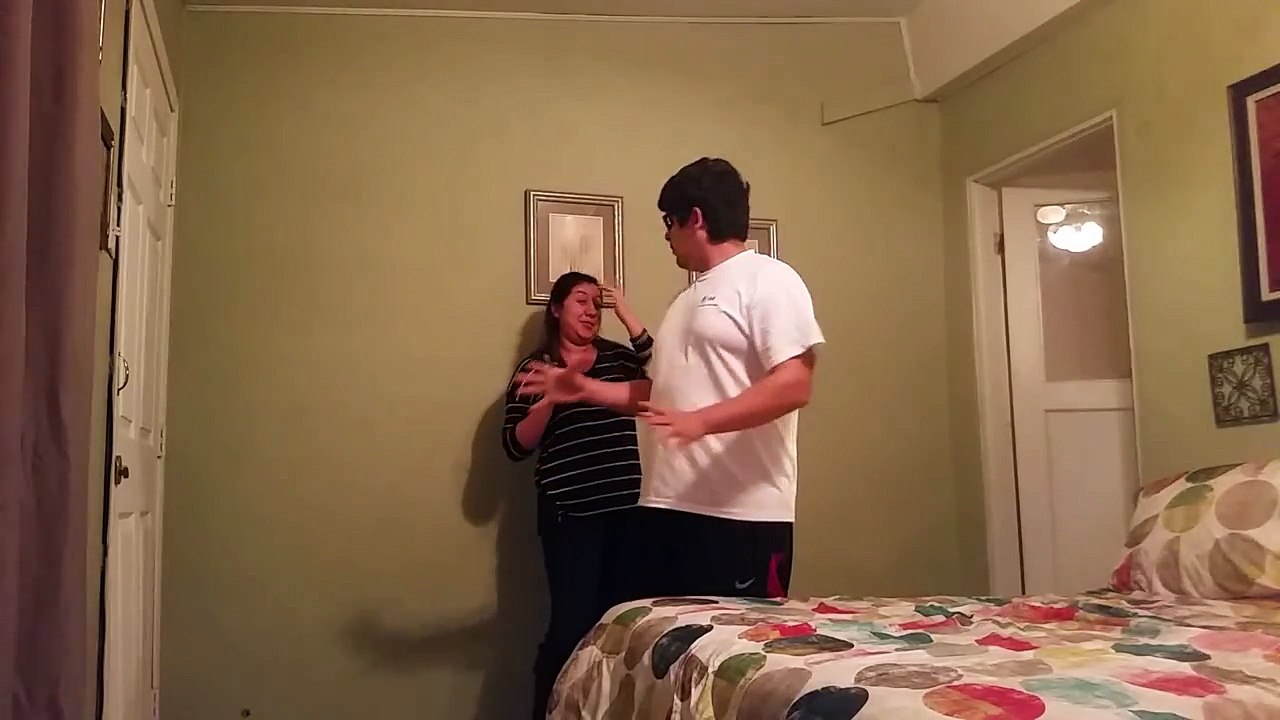 How to disarm a gunman