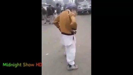 Whatsapp Hindi Funny Videos Moments 2016 Girls Prank Dance hindi