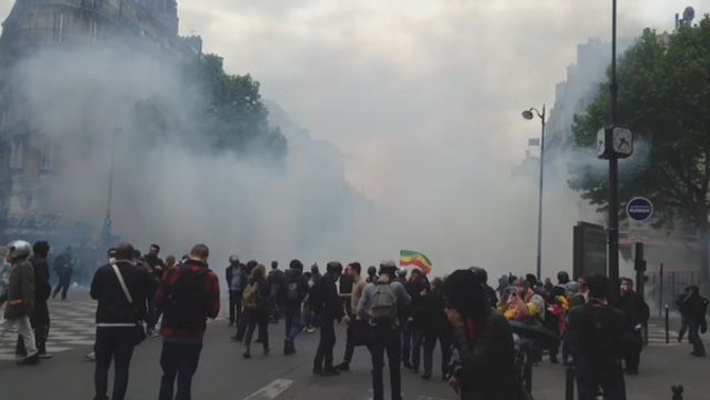 Tear Gas Shrouds Paris Anti-Labour Reform Protest