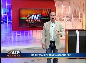 Homens com 1,5kg de erva ao fumar no carro 🚗